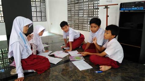 Serunya Belajar Diskusi Di Kelas 5 Sd Juara Bandung Sd Juara Bandung