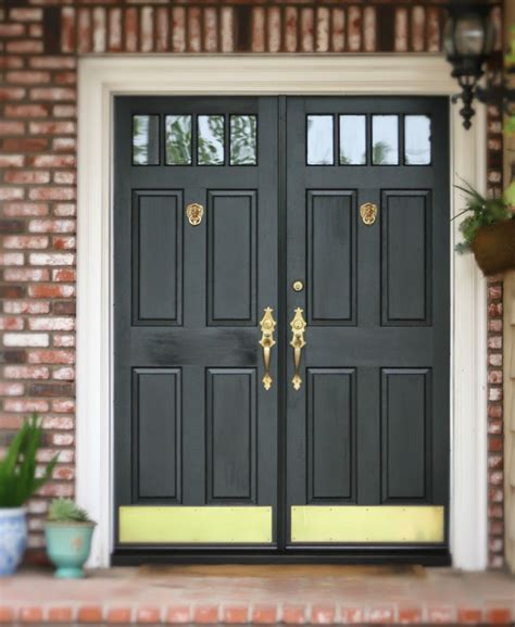 The door knockers are then given various scenarios in an attached script. knock, knock {a front door makeover } | Front door handles ...