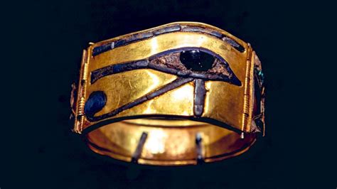 Tutankhamuns Wadjet Eye Bracelet The Central Feature Of This Bracelet