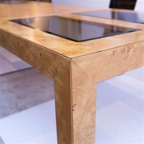 When it is closed, this table is quite compact. Thomasville Burl Wood Expandable Dining Table | Chairish