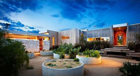 Contemporary House On Australias Ocean Coast