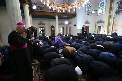 A Catholic Bishop Prays Alongside Muslims In Banja Luka Bih