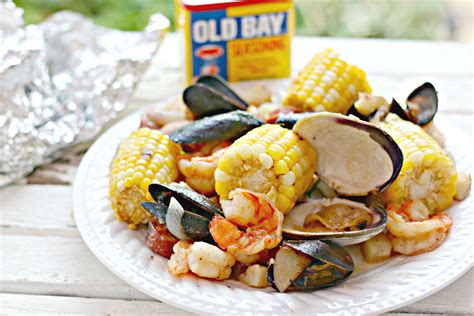 He starts with foil packets of clams with sausage. The 24 Best Ideas for Clambake Side Dishes - Home, Family, Style and Art Ideas