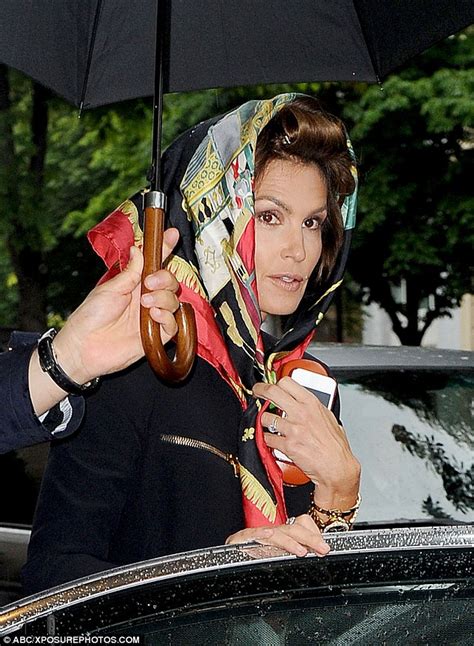 Cindy Crawford Wears Granny Headscarf And Rollers And Still Looks