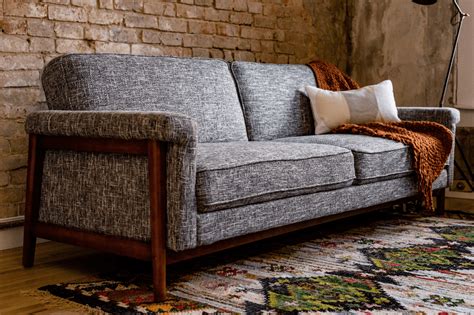 31 Gorgeous Modern Sofa Designs That You Definitely Like Pimphomee