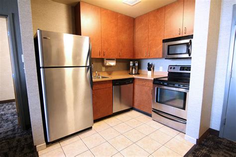 Cmon inn bozeman бозмен •. C'mon Inn Hotel & Suites