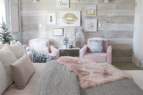 Check out these simple ideas to make any bedroom a cozy refuge from the world. Stile cozy: come rendere la casa calda ed accogliente