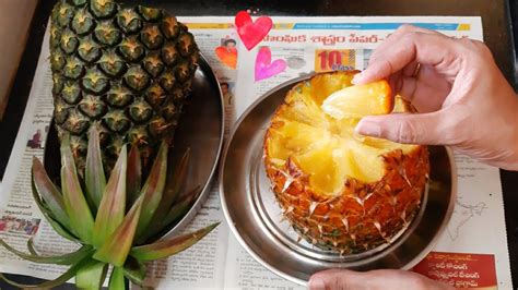 How To Pull Apart A Pineapple 🍍 Easy Way To Cut A Pineapple