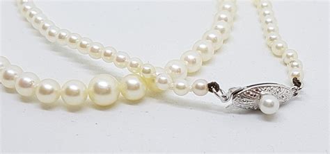Sold Sterling Silver Clasp Graduated Mikimoto Pearl Vintage Necklace Chain
