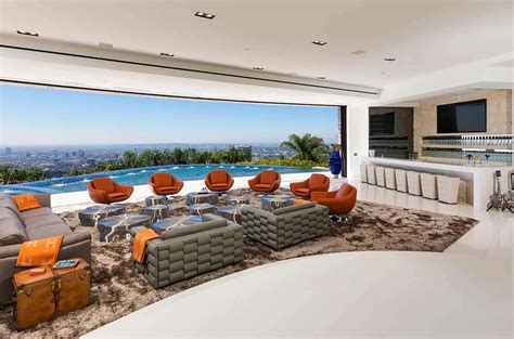 Check Out The Interior Of Jay Z And Beyonce 16000 Sq Ft Mansion
