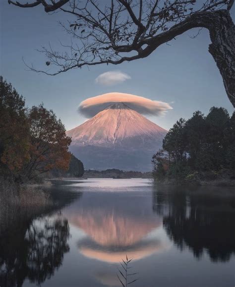 Earth Pics On Twitter Lenticular Clouds Mount Fuji Japan Mount Fuji