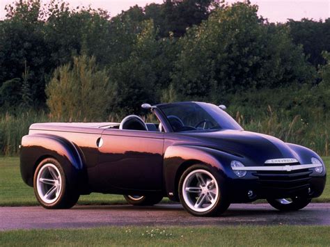 Chevrolet Ssr Convertible Pickup Concept 2000 Photo Gallery