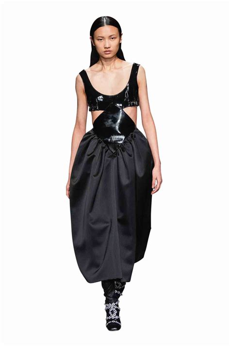 Galerie Modern Black Dress Ellecz