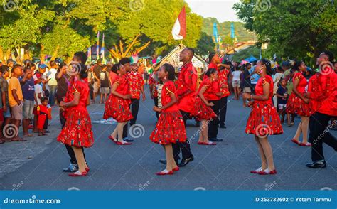 Manokwari August 15 2022 Yospan Dance Performed By Papuan Youths In