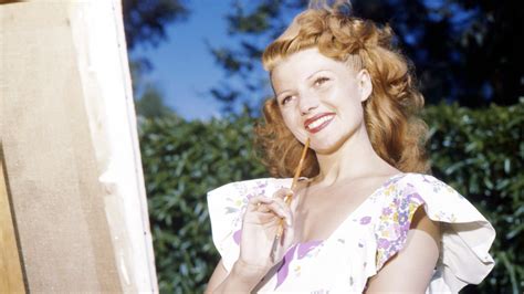 rita hayworth la tímida ‘sex symbol con un pasado traumático que nunca quiso triunfar vanity