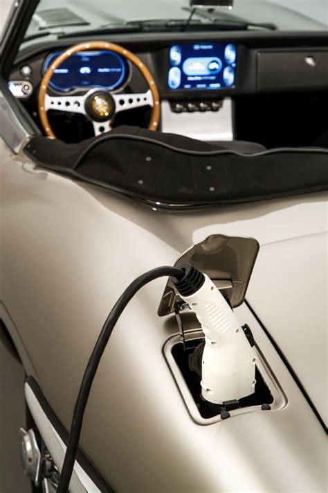 Electric Jaguar E Type Zero Goes Into Production All Car Index