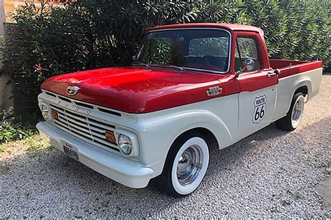 Ford F100 Classic And Racing