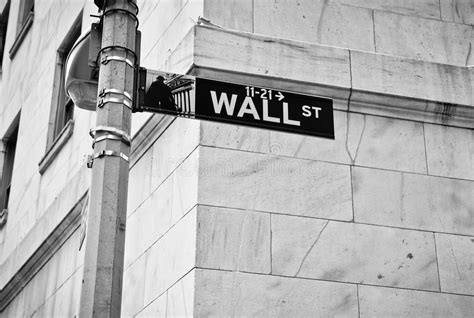 Wall Street Stock Image Image Of American Downtown 50044567