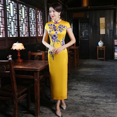 2017 New Long Sleeve Cheongsam Yellow Chinese Traditional Dress Qipao