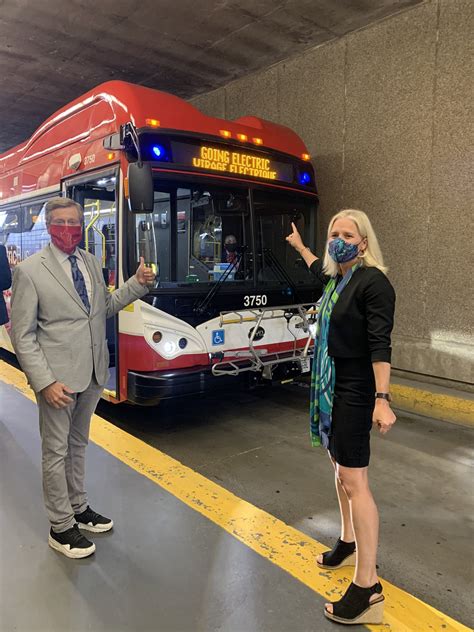 Ttc Launches Third Model Of Electric Bus Transit Toronto Weblog