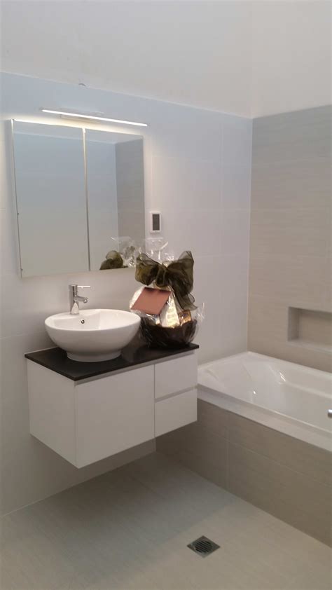 Unique Style Bathrooms - Bathroom Renovations & Designs - 68 Thompson ...
