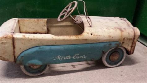 Pin By David Wood On Kiddy Cars Pedal Cars Toy Pedal Cars Vintage