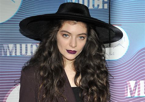 is lorde dating anyone the singer keeps her love life on the down low