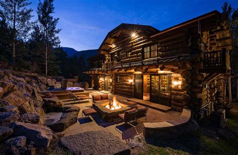30 Amazing Log Cabins You Have To See To Believe