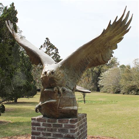 Best Selling Large Outdoor Cast Iron Bronze Eagle Falcon Statues - Buy 
