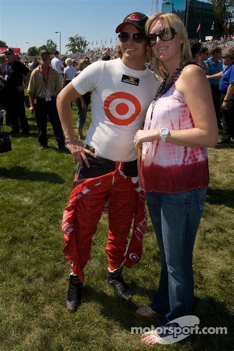 Dan Wheldon With His Lovely Wife Susie Behm At Detroit