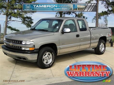 2001 Chevrolet Silverado 1500 Ls Extended Cab 4x4 In Light Pewter