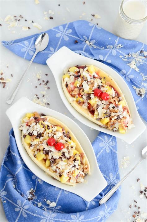Ready in 20 minutes, under 200 calories and over 4 g fiber!submitted by: Breakfast Banana Split | CaliGirl Cooking