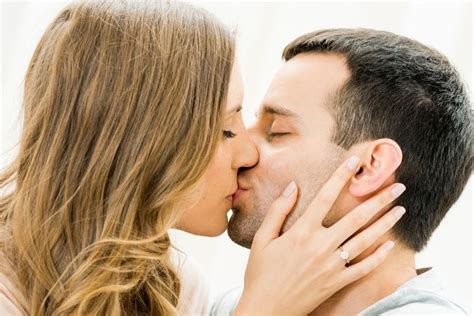 How To Tell He Loves You By His Kiss Mystery Revealed