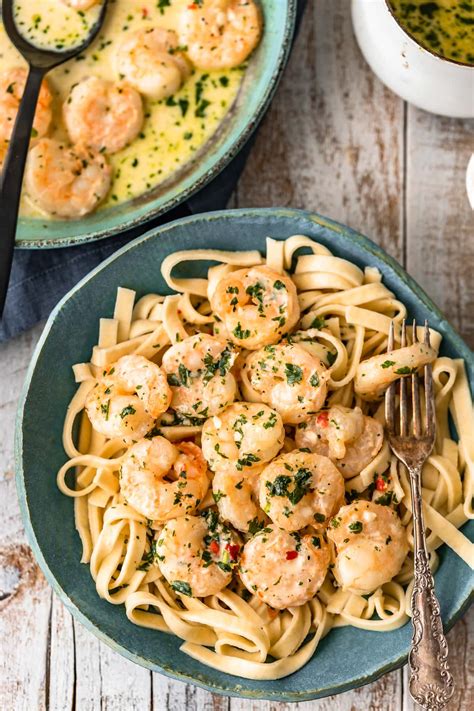 Swapped yellow onion for shallots and added some zaatar and red chili flakes for spice. Creamy Garlic Pasta Tasty / Get all the best tasty recipes in your inbox! - Agua Wallpaper