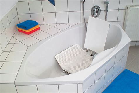 A handicap bathtubs allow those with disabilities and mobility issues to enjoy the simple pleasure of a. 17 Best images about Handicapped Accessories on Pinterest ...