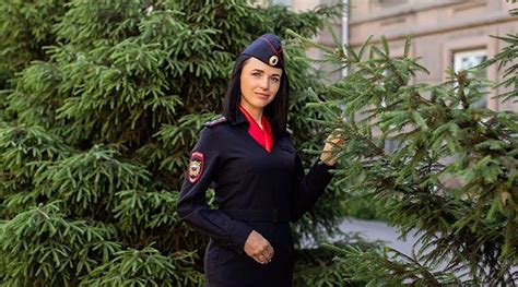 Brave And Beautiful Russian Policewomen Photos Russia Beyond