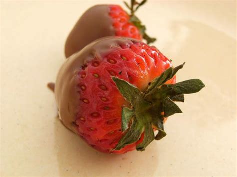 Amazingly Hot Sex Chocolate Covered Strawberries Recipe Microwave