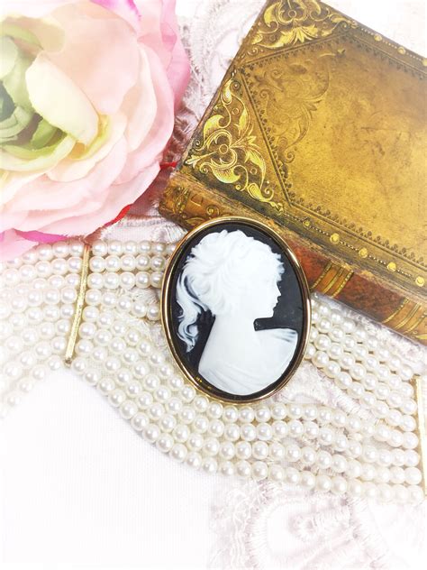 Vintage Black Cameo Brooch Black Cameo Broock With Gold Accents Cameo