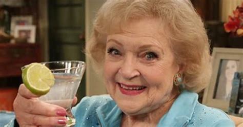 Heres How Betty White Plans To Celebrate Her 99th Birthday