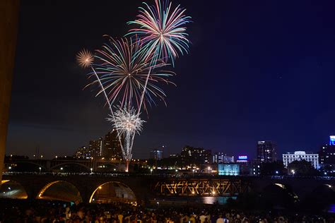 Fourth Of July Fireworks Best 25 Places To See Fireworks On The