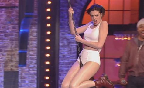 Anne Hathaway Rides Miley Cyrus ‘wrecking Ball For ‘lip Sync Battle