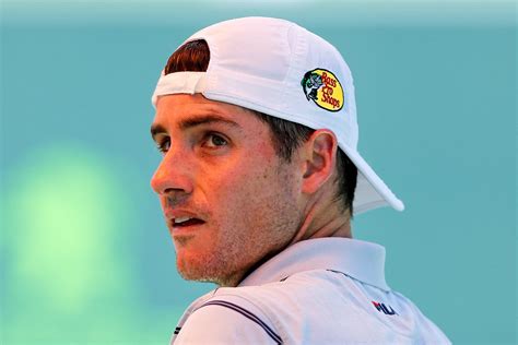 Es gibt viele gründe, diego schwartzman zu porträtieren. Tennis: John Isner steht in Miami vor dem größten Erfolg ...