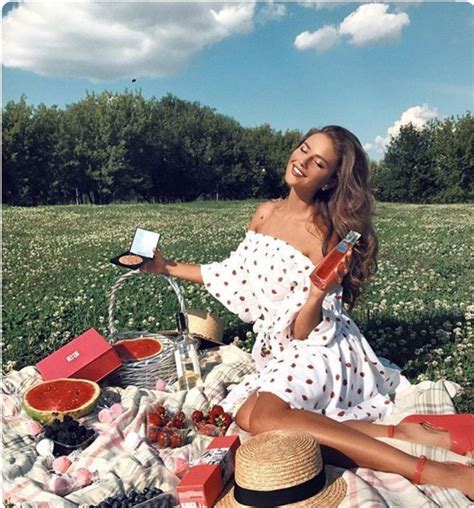 Picnic Outfit Discover Picnic Outfit Summer Picnic Date Outfits Picnic Outfits