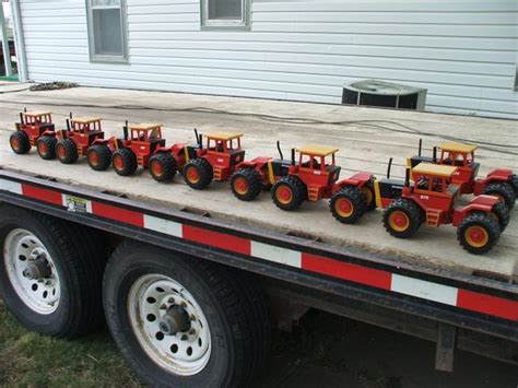Versatile 116 Scale Toy Tractors Very Rare 835 975 Nex Tech Classifieds