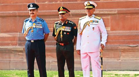 Delhi Confidential Les chefs de la marine et de l armée de l air