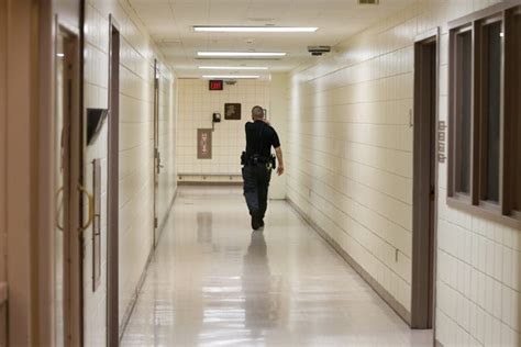 Kansas Prison Guard Dies In Crash Amid Kdoc Staffing Crisis