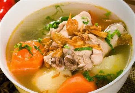 Resep sayur sop ayam bening menjadi masakan favorit keluarga modern saat ini. Resep Membuat Sop Ayam Sayuran Bening Gurih Enak Spesial | Resep Masakan Sehari-hari Terbaru