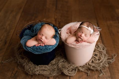 Twin Newborn Photographer In Tacoma Wa Boy Girl Babies 1 Christina