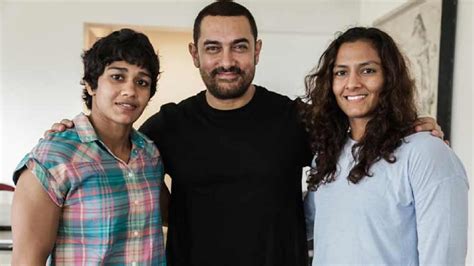 When Aamir Khan Met Babita And Geeta Phogat Youtube