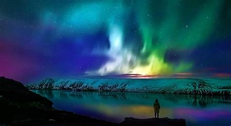 5 Ways To Catch The Incredible Northern Lights In Iceland